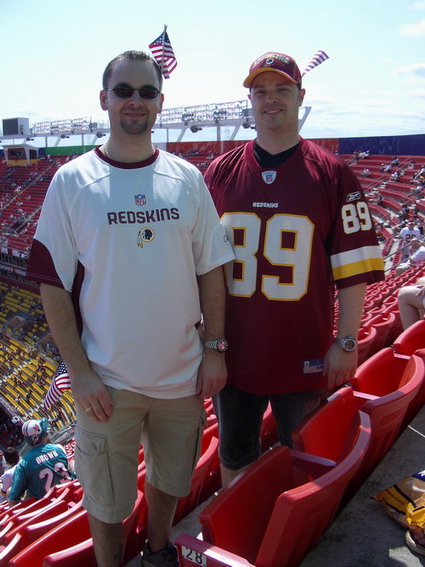 Mig selv og Thomas parat til kamp for Washington Redskins.